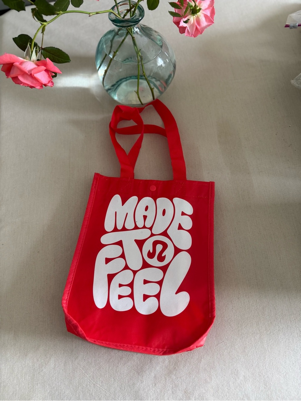 lululemon athletica bright red 'Made to Feel' tote bag